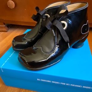 Fluevog Black Bootie “Krall” Size 10.5